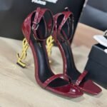 Sandalia ysl tacon dorado para dama Greyka Mujer